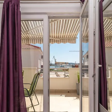 Lejlighed Roko Trogir
